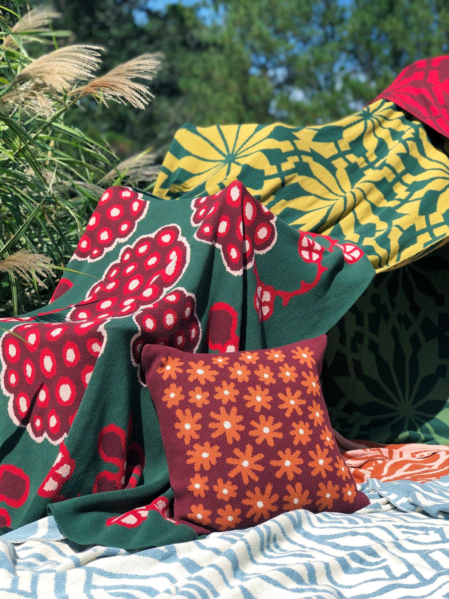 Thimbleberry Throw Blanket