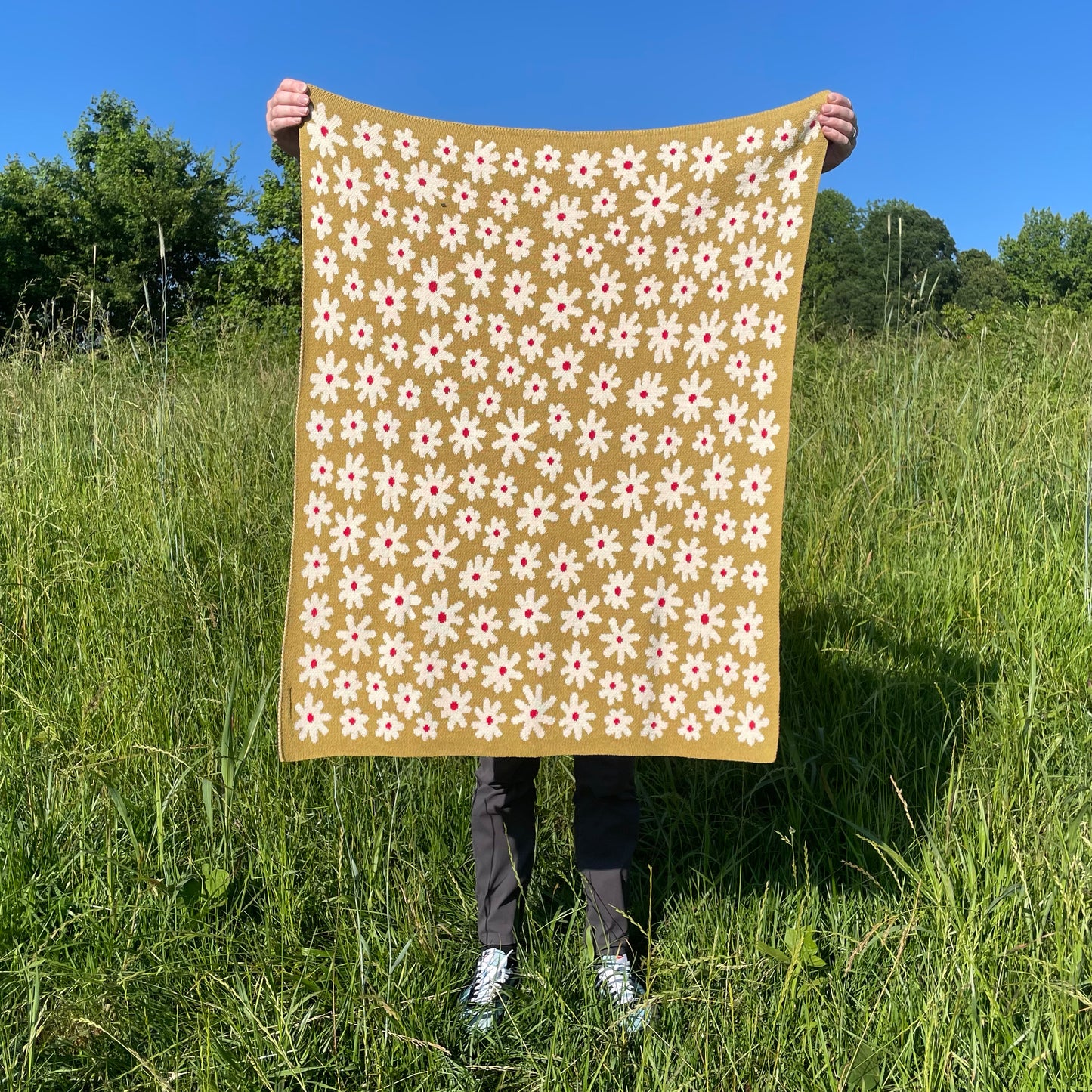 Starry Meadow Mini Blanket - Gold